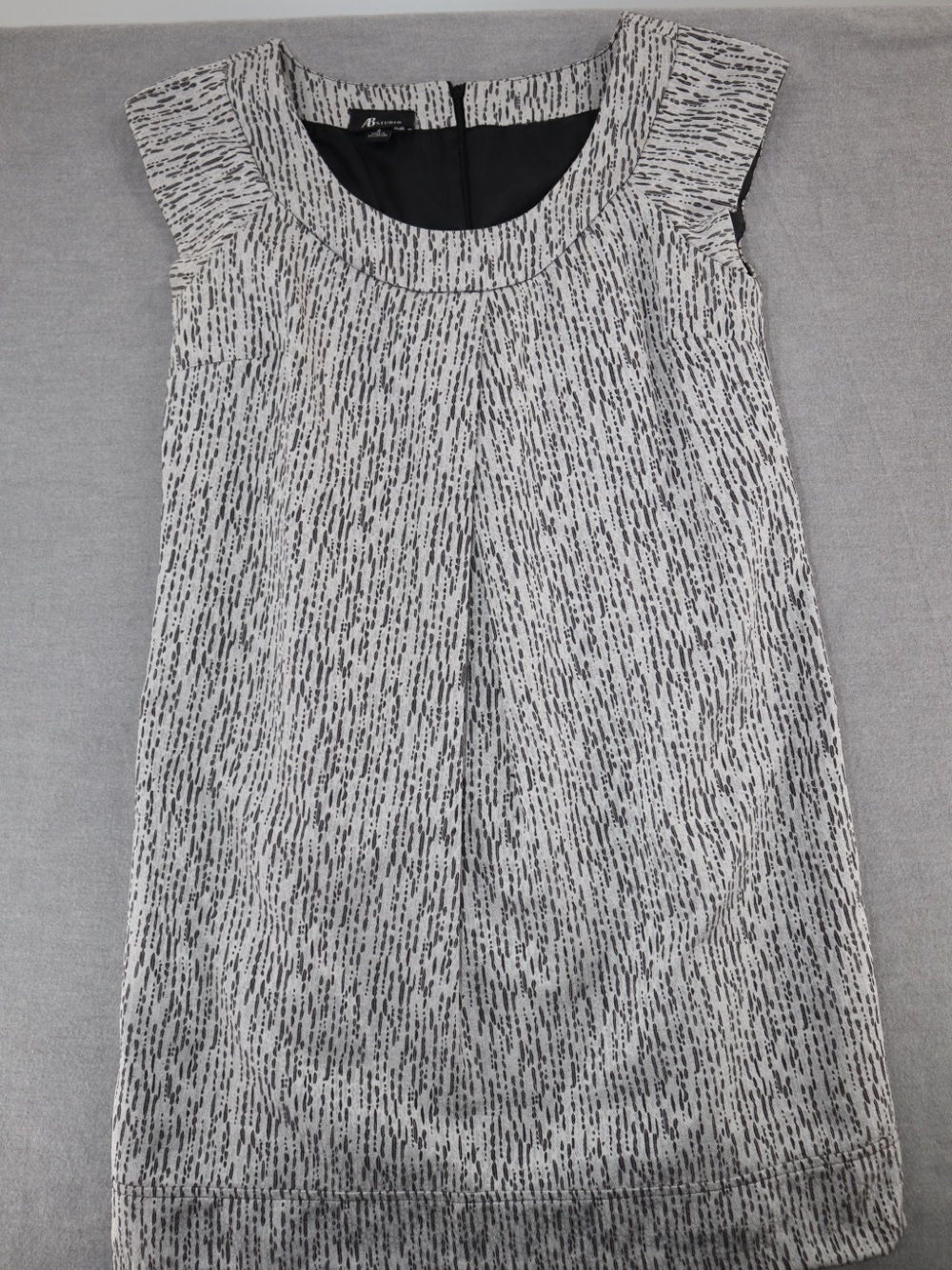 AB Studio Monochrome Speckled Shift Dress